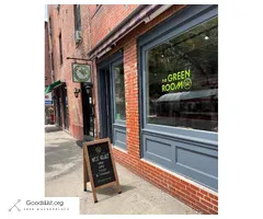 $8,495 / 300ft2 - Retail Space*Will Vent For Cafe'*Light Cooking*Near NYU*Bleeker St