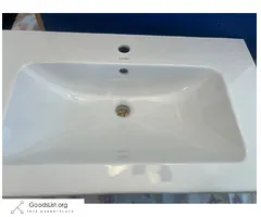 Duravit 33" Ceramic Vanity Sink Top w/1 Faucet Hole.